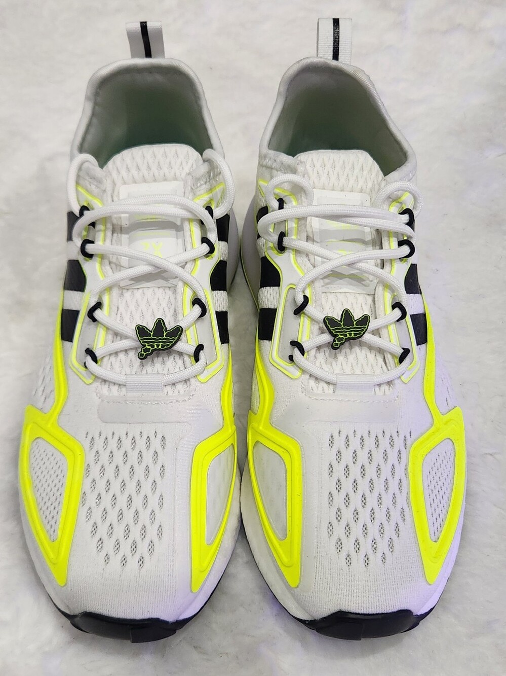 BRAND NEW Adidas White Sneakers with Neon Yellow/green Accents - Size 7 Men